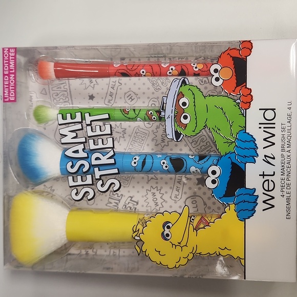 Sesame Street Make-up brush set and eyelash curler - Picture 3 of 5